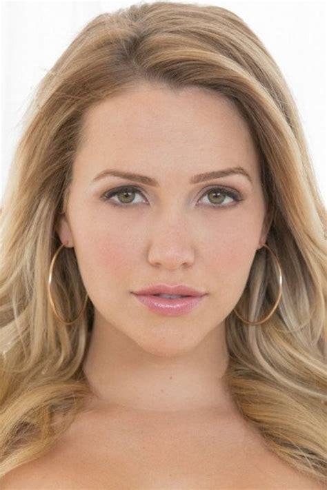 mia malkova cumshot|Mia malkova cum compilation 1